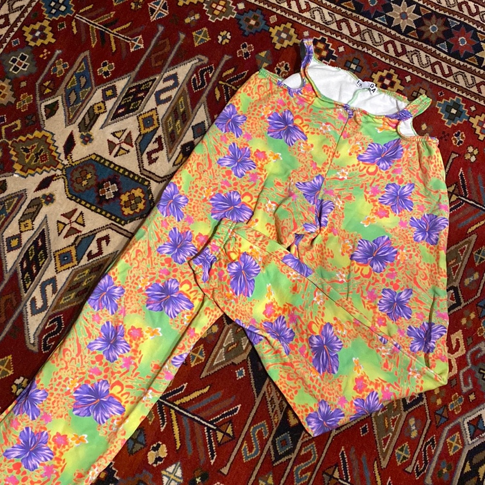 IAMGIA FLORAL PANTS SZ MEDIUM